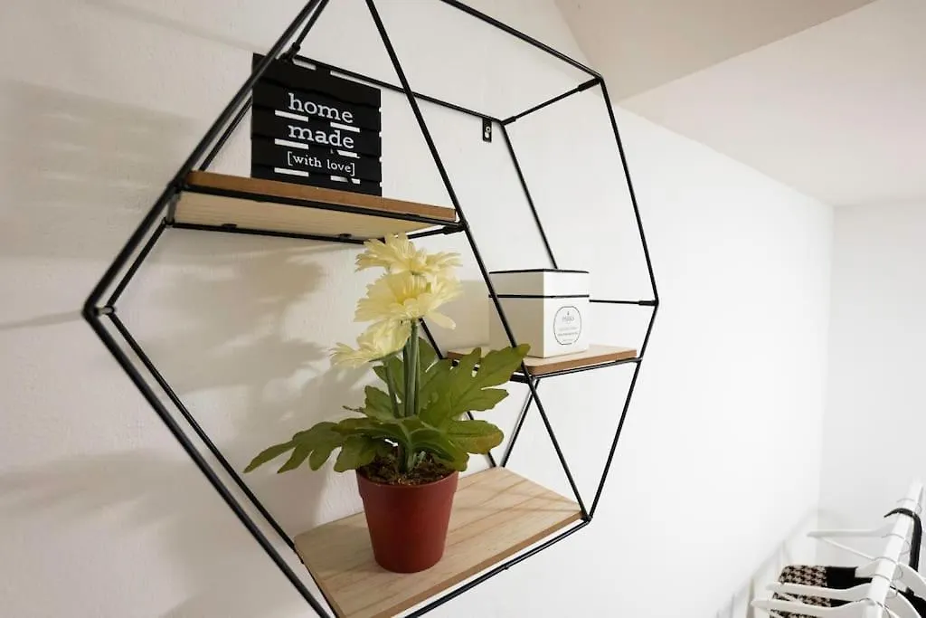 Stylish 2 Floor Penthouse • 15 Min To City Center Wien Apartment
